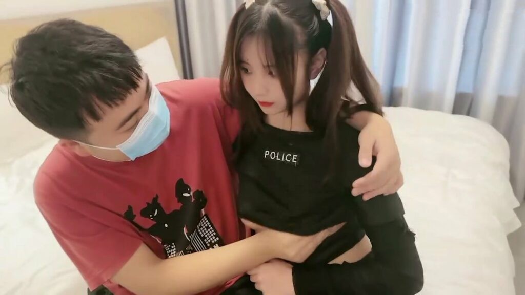 Poster of Anh trai loạn luân cùng đứa em gái khi bố mẹ vắng nhà